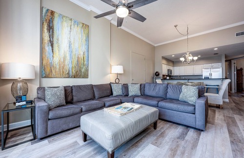 Crystal Beach Condo | Inn at Crystal Beach 208 | by Salt Water Vacations