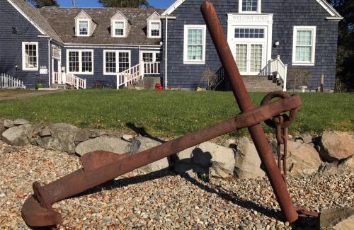 Ilwaco Hotel | Inn at Harbour Village