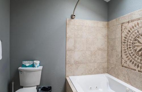 Downtown Cannon Beach Hotel | Inn at Haystack Rock