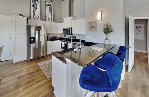 Rockport House | Inn at Pelican Paradise | Bay Views
