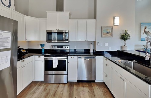 Rockport House | Inn at Pelican Paradise | Bay Views