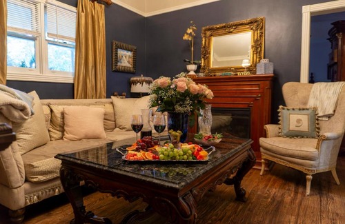 Eureka Springs Historic District Bed & Breakfast | Inn at Rose Hall