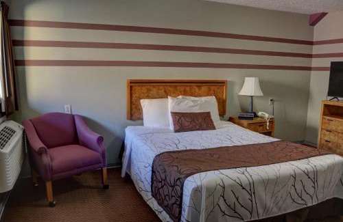Pleasant Valley Hotel | Inn at Salmon Creek