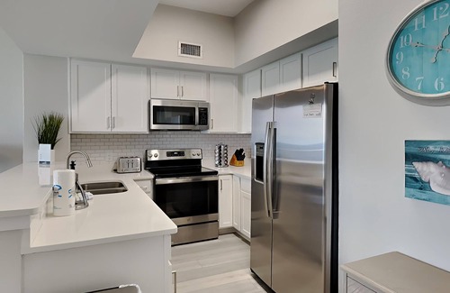 Navarre Beach Condo | Inn at Summerwinds #1403 | Amazing Gulf Views + Community Pool