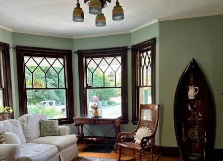Eastham Bed & Breakfast | Inn at the Oaks