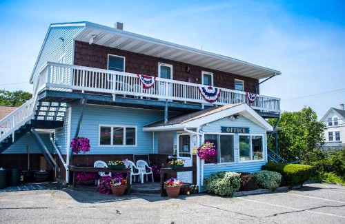 York Beach Hotel | Inn Between the Beaches & Villager