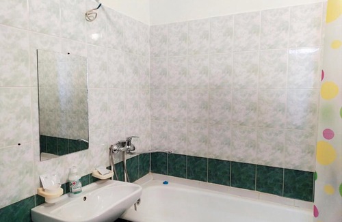 Chelyabinsk Hotel | Inn Miraj