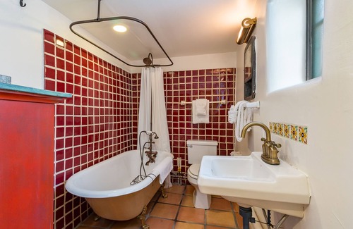 South Capitol Bed & Breakfast | Inn Of The Turquoise Bear
