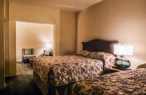 Fredericksburg Hotel | Inn on Barons Creek