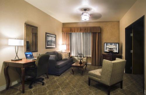 Fredericksburg Hotel | Inn on Barons Creek
