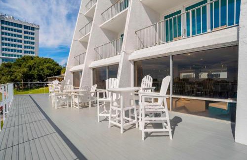 Destin Hotel | Inn on Destin Harbor, an Ascend Collection Hotel
