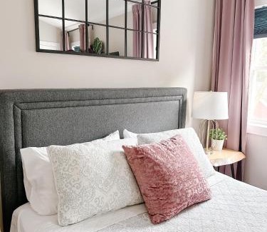 Historic Old Town Bed & Breakfast | Inn On King Bed & Breakfast