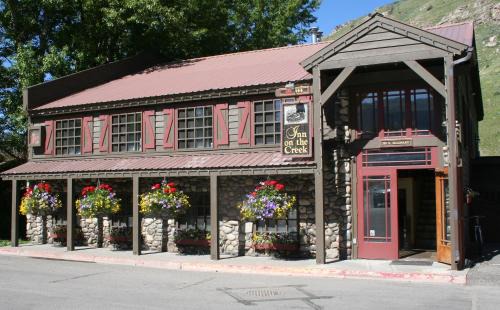 Jackson Hole Hotel | Inn on The Creek