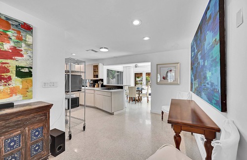 Wilton Manors Hotel | Inn On The Drive
