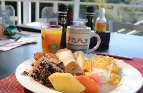 Manuel Antonio Hotel | Inn On The Park