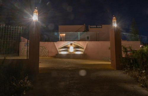 Albardeira House | Inn Seventies Cheap and Chic