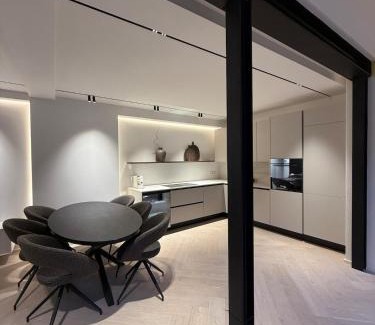 Memmingen Apartment | Innenstadt-Loft mit Terrassen-Oase