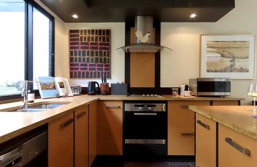 Hobart Central Business District House | Inner City Executive Living