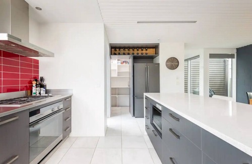 Christchurch City Centre House | Inner City House - Great Location!