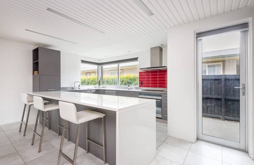 Christchurch City Centre House | Inner City House - Great Location!