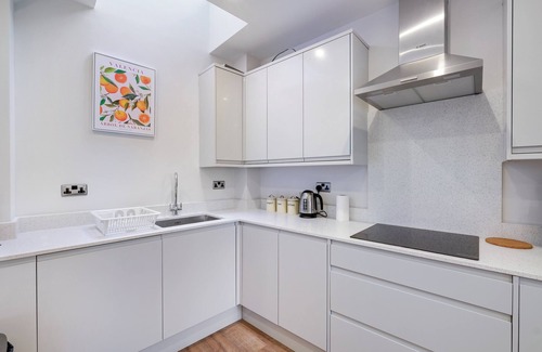 Purley House | Innovative Executive 5 Bedroom Home in Purley