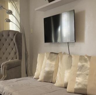 Canlubang Apartment | Innscape Condo in Crosswind Tagaytay