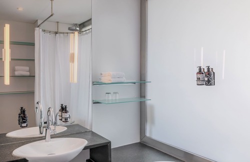Altstadt Hotel | Innside Frankfurt Eurotheum