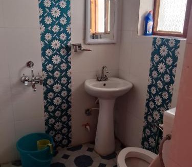 Kargil House | Insal Guest House Mulbekh