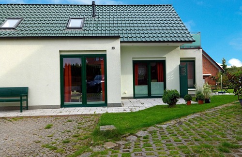 Kaltenhof House | Inselhaus Poel 1 - comfortable holiday in a quiet location in Kaltenhof