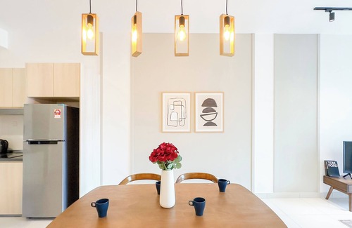 Kampung Segambut Dalam Apartment | Inspirasi Mont Kiara by Airhost