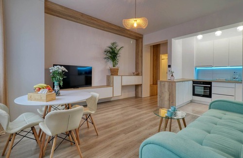Sector 3 Apartment | Inspiration Station · Modern & cozy Apt · IOR Park