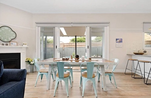 Mornington Apartment | Inspired Hamptons by the Beach