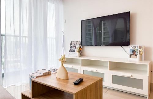 Pengkalan Tentera Udara Diraja Malaysia Apartment | Instaworthy 3B3B - 6 pax - F&B & Mart - Chan Sow Lin