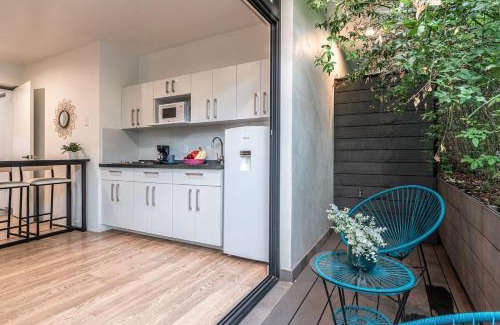 San Jose Insurgentes Apartment | Insurgentes Apt Private Balcony, Roof Lounge