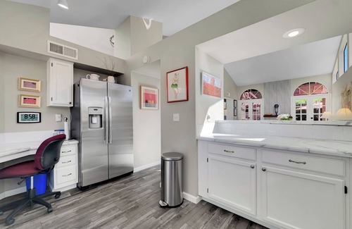 Chandler House | Intel, Chandler Mall, 2/2 Light, Bright Townhouse! 30 Night Min.