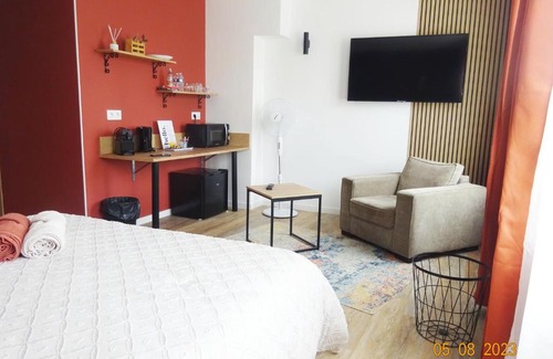 Nogent-le-Rotrou Apartment | Intello - studio tout confort centre-ville Nogent-le-Rotrou