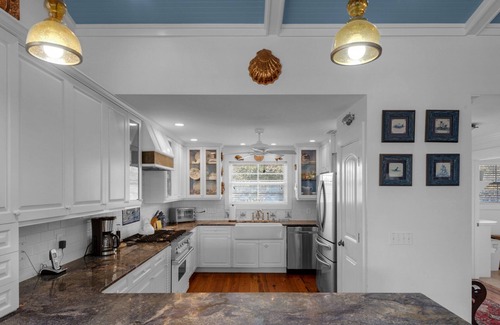 Seagrove Beach House | Intensive Care ~ Steps From the Ocean w/Golf Cart + Free Attraction Tickets!