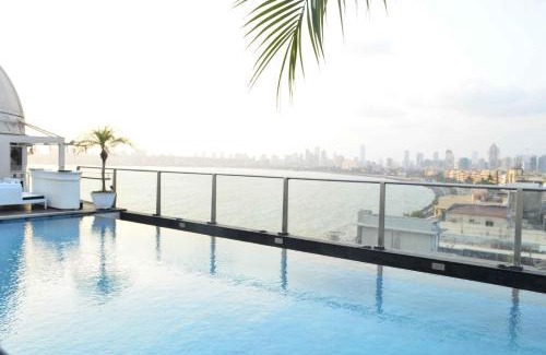 Churchgate Hotel | InterContinental Marine Drive Mumbai by IHG