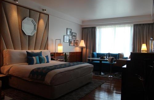 Churchgate Hotel | InterContinental Marine Drive Mumbai by IHG