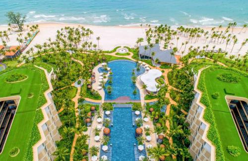 Long Beach Resort | InterContinental Phu Quoc Long Beach Resort by IHG