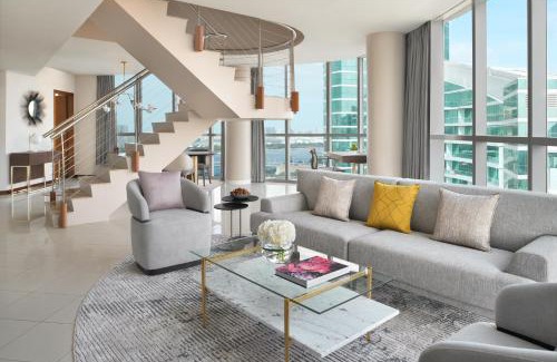 Dubai Festival City Apartment | InterContinental Residence Suites Dubai Festival City by IHG