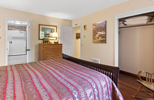 June Lake Condo | Interlaken Condo #33