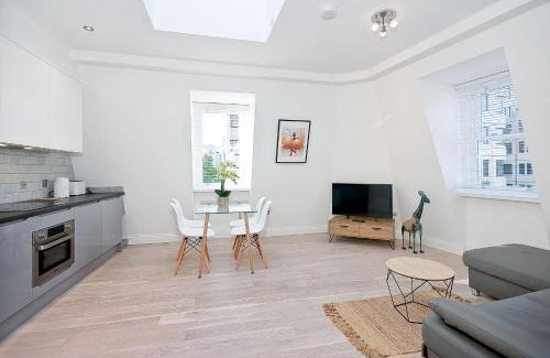 Covent Garden House | Interlude House E Penthouse by City Living London