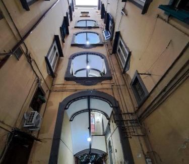 Naples City Centre Apartment | INTERNO 13, nel cuore di Napoli