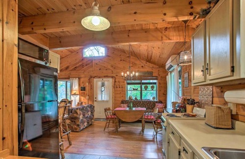Mayfield Cabin | Intimate Cabin Off The Beaten Path