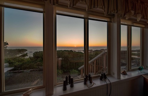 Seal Rock Cottage | Intimately Private. Nature Lovers Retreat.