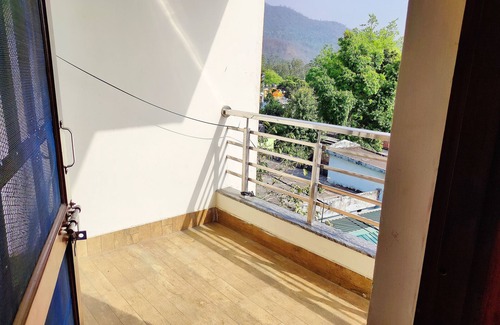Rishikesh House | Into The Himalayas HomeStay