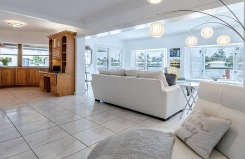 Pompano Isles House | Intracoastal Waterfront Home