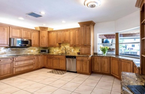 Pompano Isles House | Intracoastal Waterfront Home