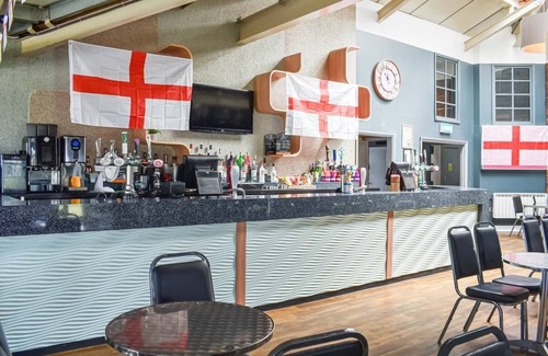 Great Yarmouth Ski Chalet | Introducing Chalet 163, a warm and welcoming 2-bedroom retreat.